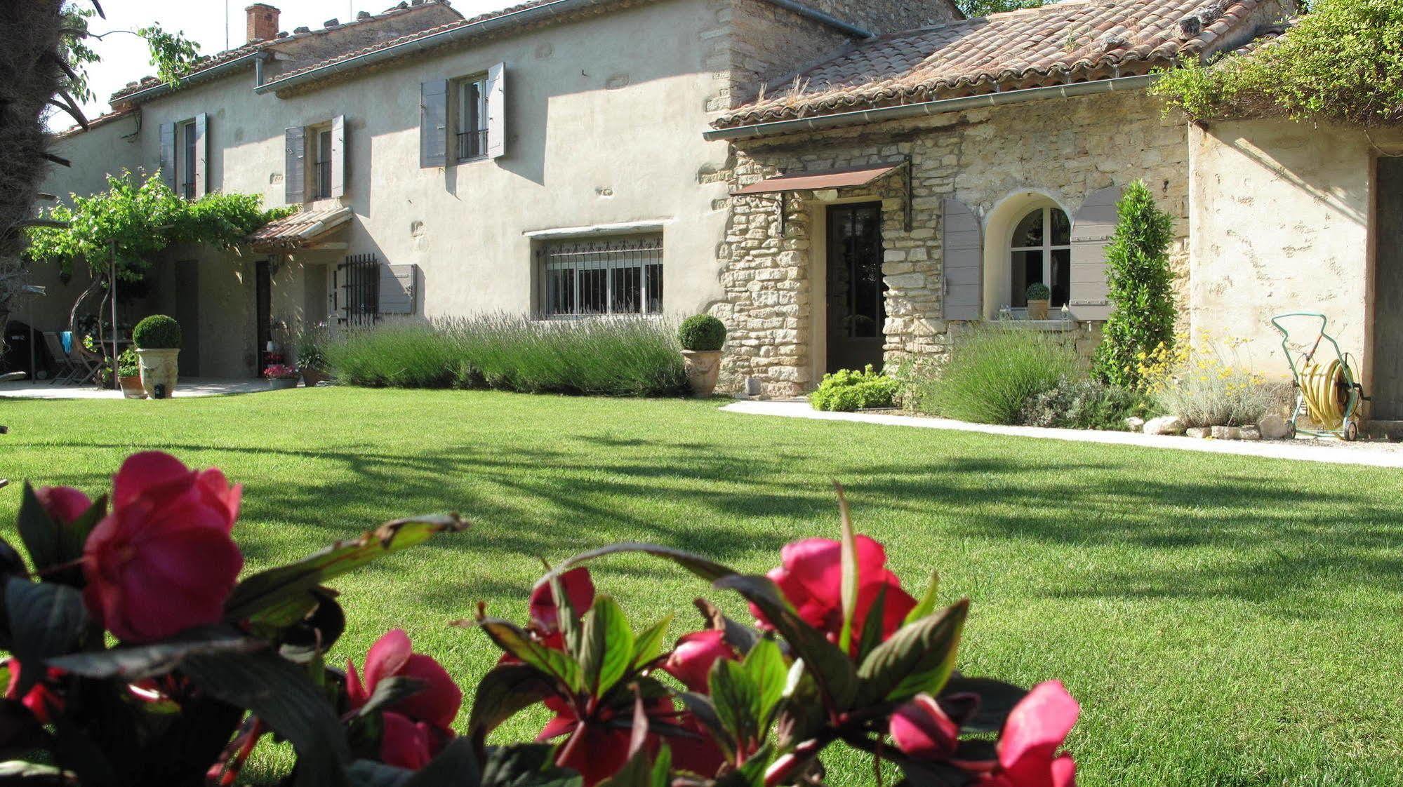 Le Mas De L'Olivier Hotell Loriol-du-Comtat Exteriör bild